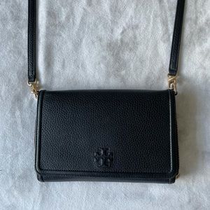 Tory Burch Thea Flat Wallet Crossbody Black